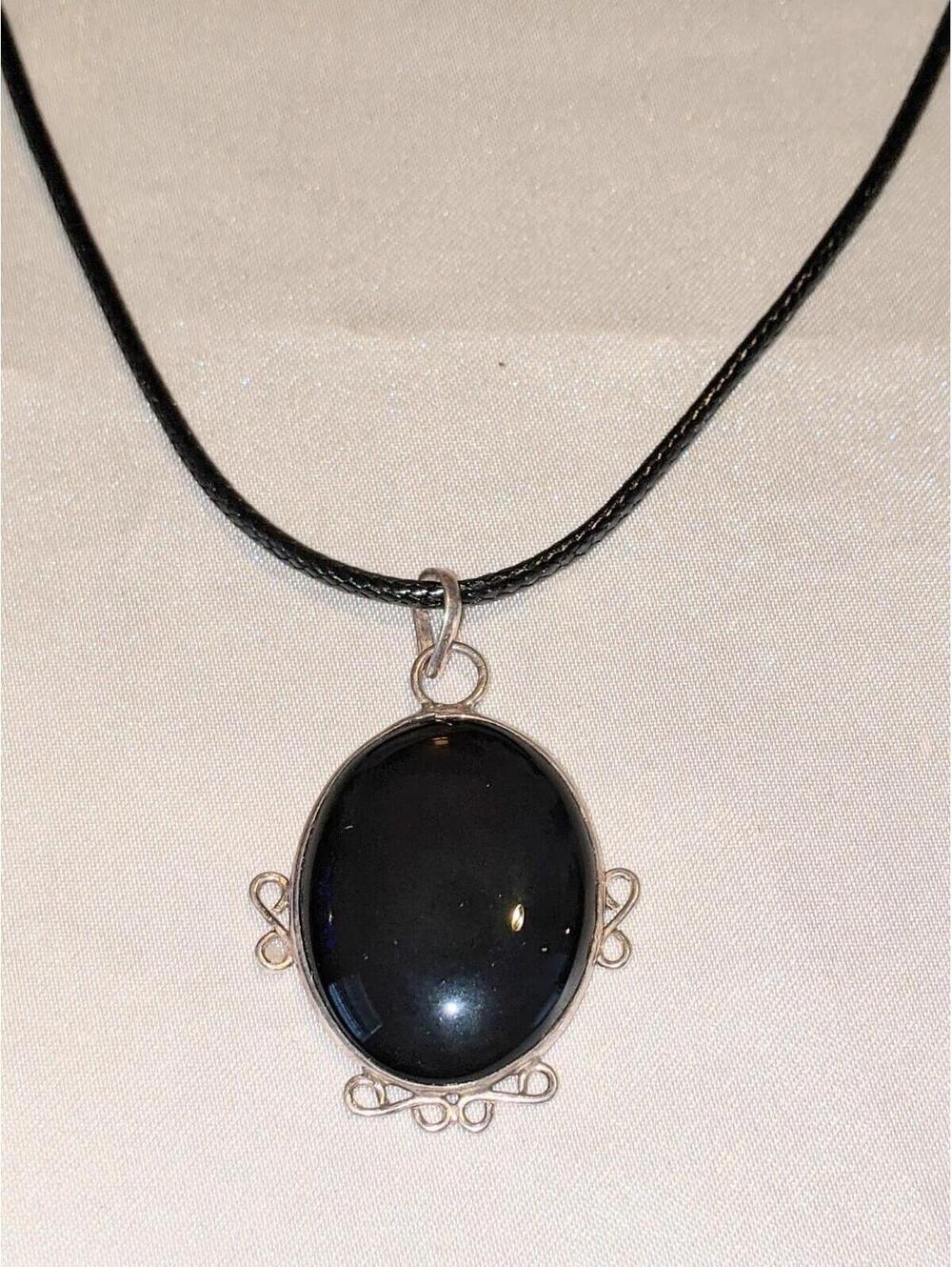 Vintage Natural Black Onyx 925 Sterling Silver Pendant Necklace Handmade NOS